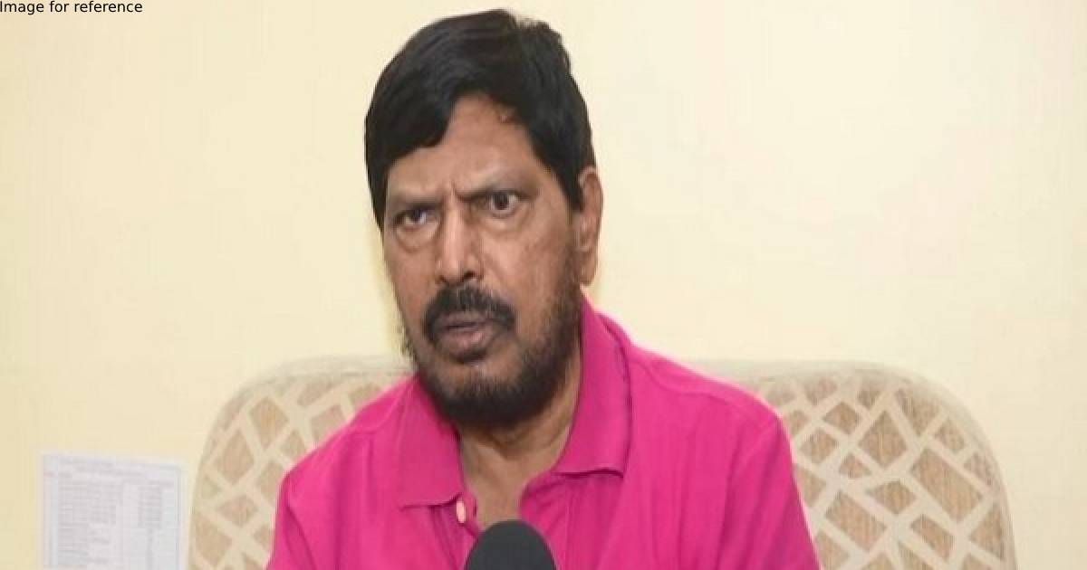 Ramdas Athawale blames Sanjay Raut for split in Shiv Sena